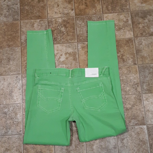 Dollhouse Crazy Sexy Cool Lime Green Skinny Jeans. - Picture 4 of 7